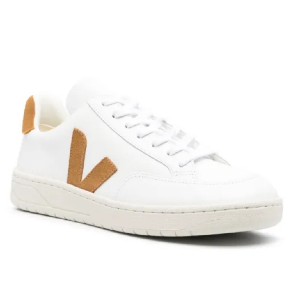 Veja Men's V-12 Leather Lace Up Tennis sneakers White Camel US 9 Shoes